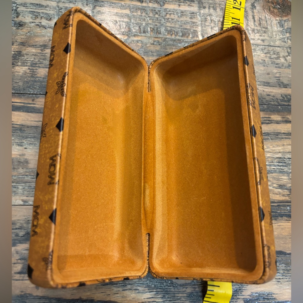 MCM Leather Hardshell Eyeglass Case and Cloth - Picture 8 of 10